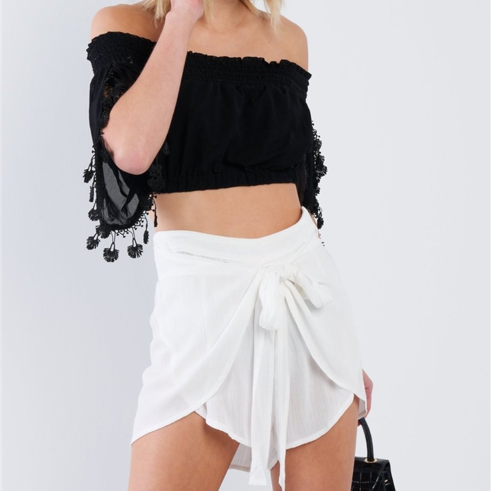 Off-White Boho Chic Wrap Sheer Mini Shorts - Picture 5 of 5